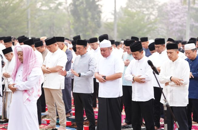 Gubernur Sumsel Herman Deru Ajak Warga Shalat Istisqa di Griya Agung, 1.950 Hektare Lahan Terbakar Sepanjang 2026