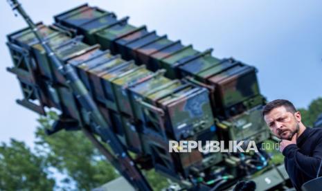 Inggris Jadi Mitra Pertama Akses Data Perang Ukraina untuk Latih AI Keamanan Pangkalan