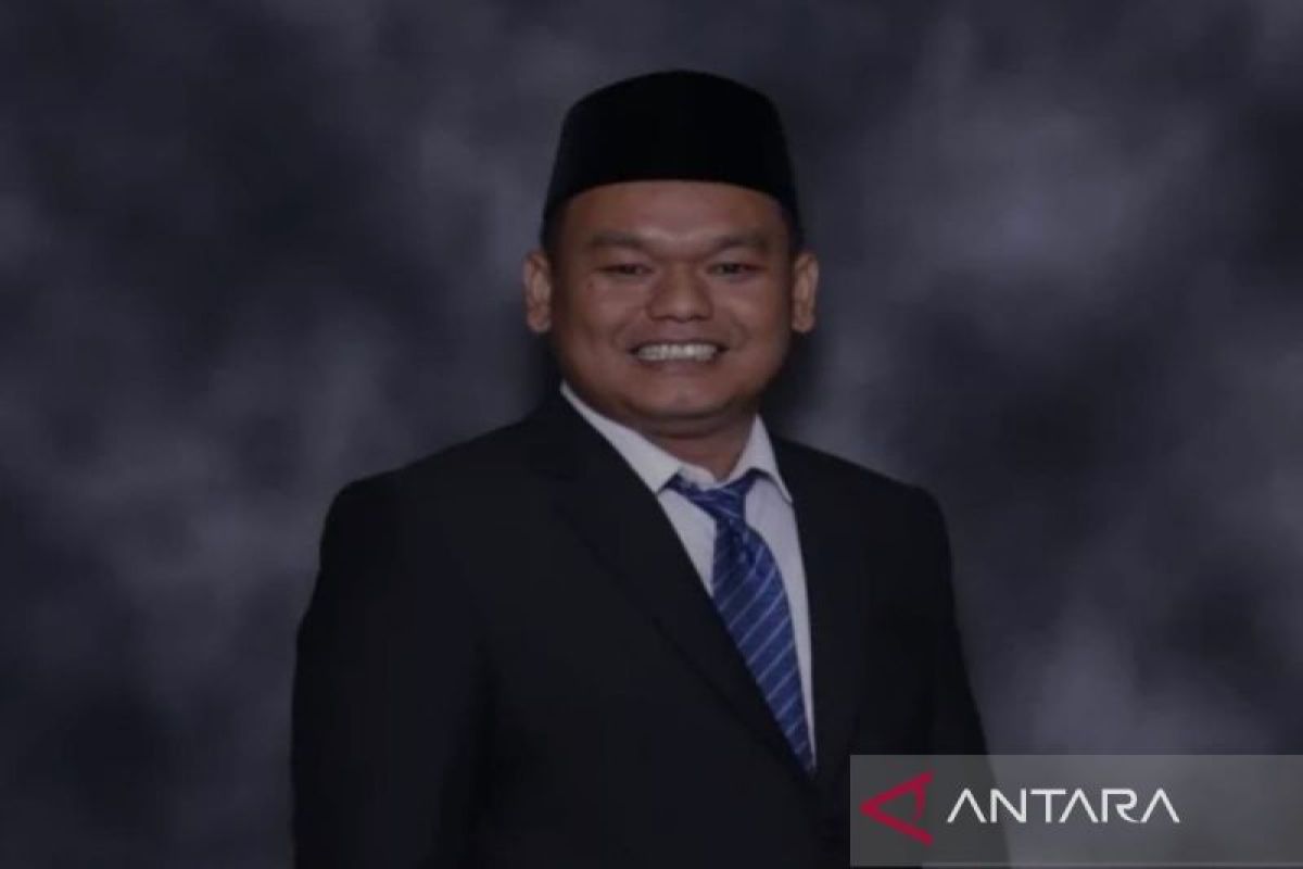 Wakil Ketua DPRD Kotabaru Awaludin Kawal Langsung Rehabilitasi Gedung Baru di Sebelimbingan, Target Pindah 2027