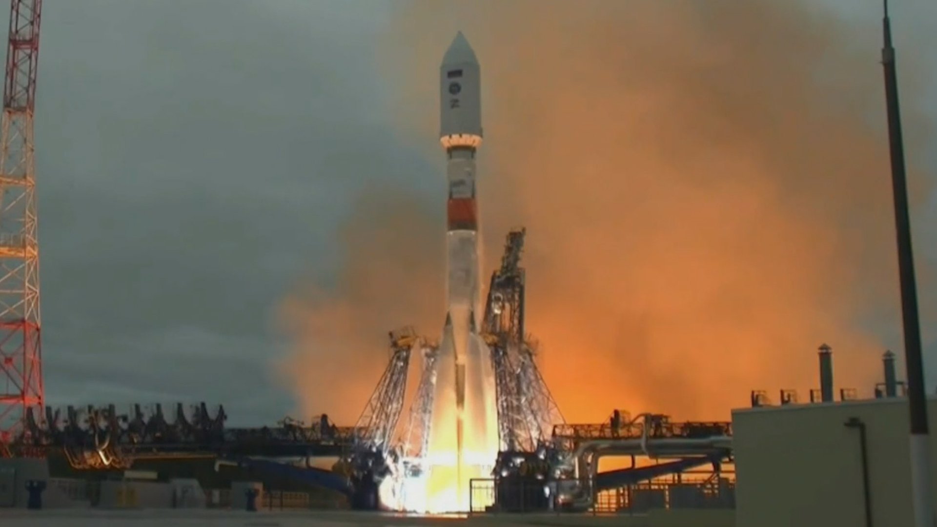 Rusia Luncurkan Satelit Militer via Roket Soyuz-2.1 dari Arkhangelsk