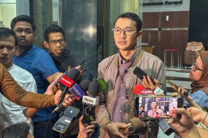 KPK Periksa Bendahara dan Kabid SDA Dinas PUPR Kota Bengkulu, Dalami Uang Rp 4 Miliar di Rumah Kepala Dinas
