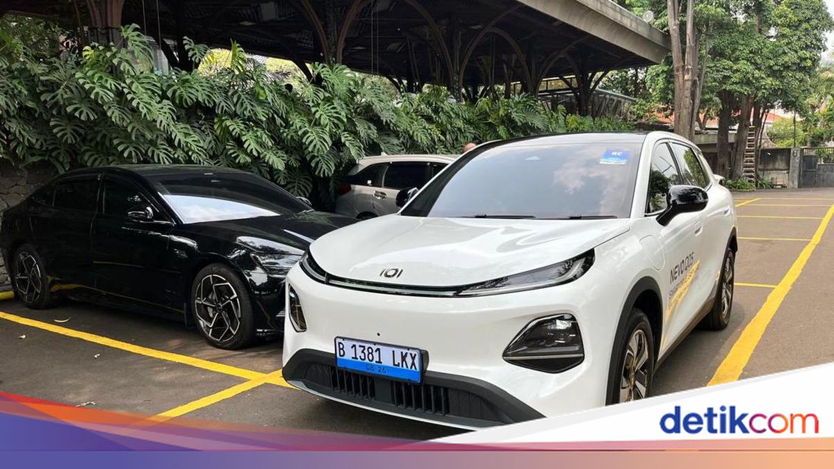 Changan Nevo Q05 Boleh Parkir Paralel Berhari-hari, Ini Bukti Aki Tak Tekor