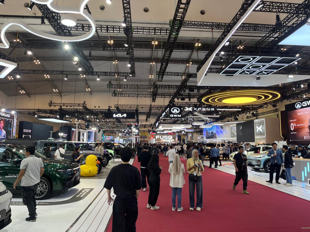 Bukan Sekadar Pameran Mobil, Ini Beda Karakter IIMS dan GIIAS dari Sisi Penyelenggara Hingga Konten