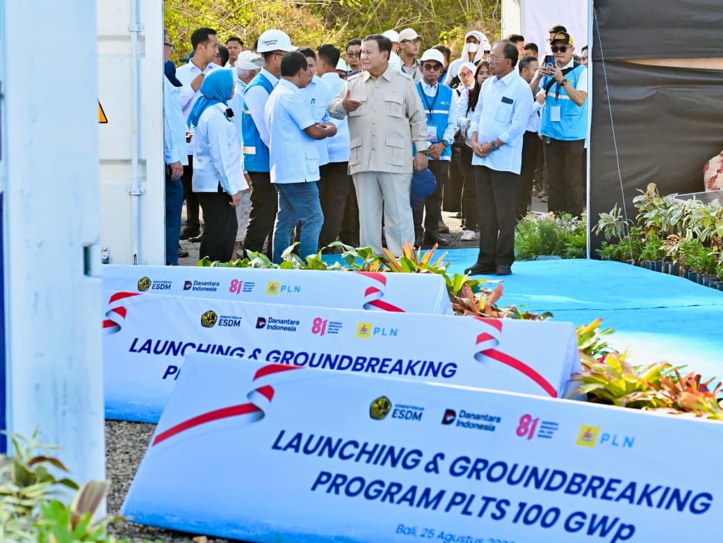 Prabowo Resmikan 14 PLTS di 6 Provinsi, Target 100 GWp dalam Tiga Tahun