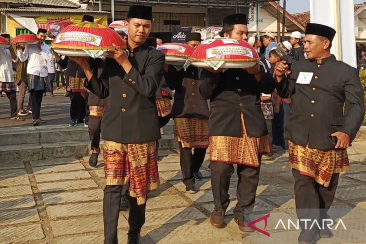 Festival Nganggung 1.000 Dulang di Pangkalpinang, Tradisi Maulid yang Jadi Daya Tarik Wisata