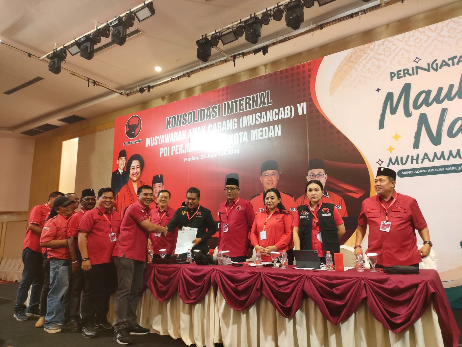 Musancab PDIP se-Kota Medan Digelar, Rapidin Simbolon Instruksikan Kader Turun ke Akar Rumput untuk Target 15 Kursi