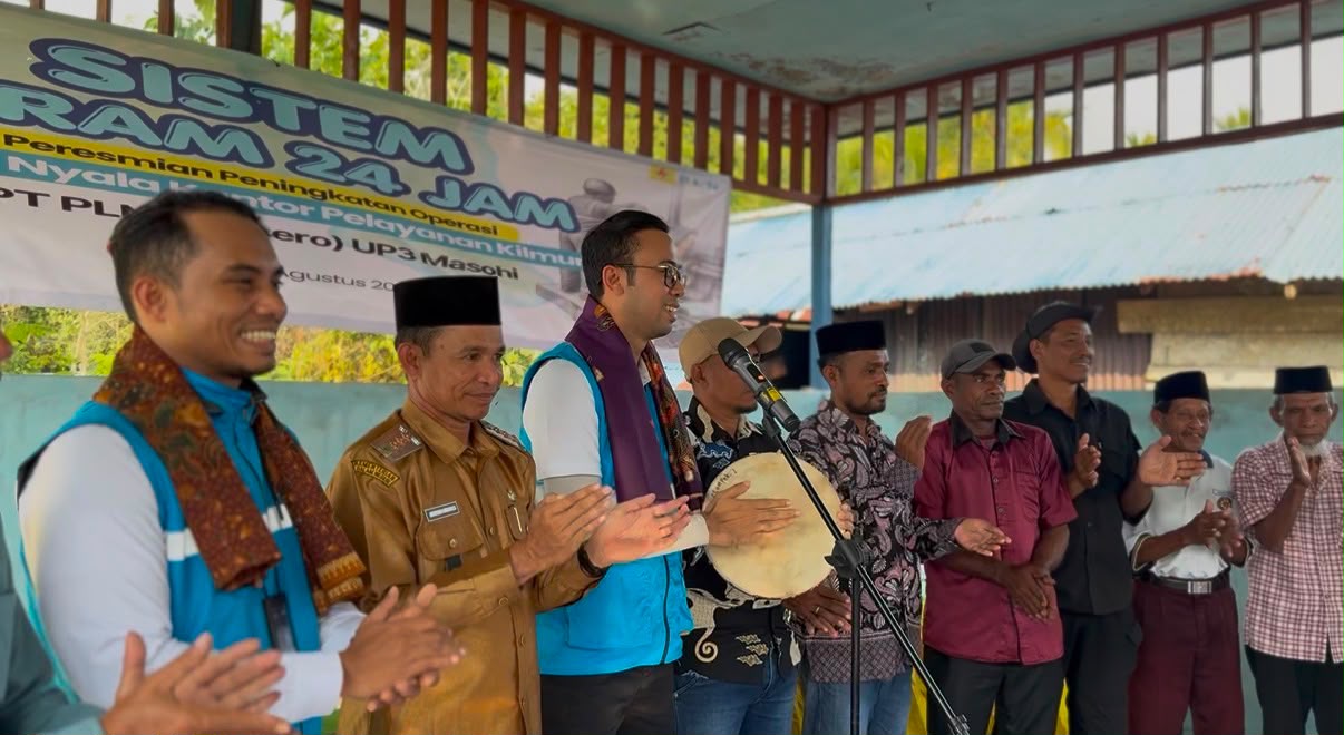 Listrik 24 Jam Resmi Mengalir di Kilmury Seram Bagian Timur, Warga Bisa Usaha dan Belajar Lebih Lama