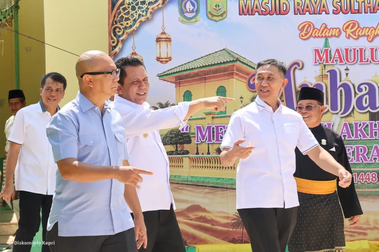 Gubernur Kepri Ansar Ajak JAM-Intel Kejagung Telusuri Sejarah Kesultanan Riau-Lingga di Pulau Penyengat