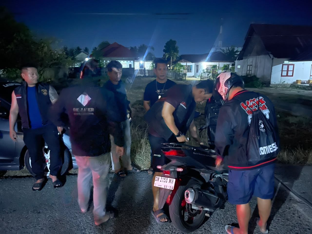 Patroli URC Polresta Gorontalo Kota Sasar Titik Kerumunan Malam Hari, Wakasat Reskrim Pimpin Langsung Pencegahan Gangguan Kamtibmas