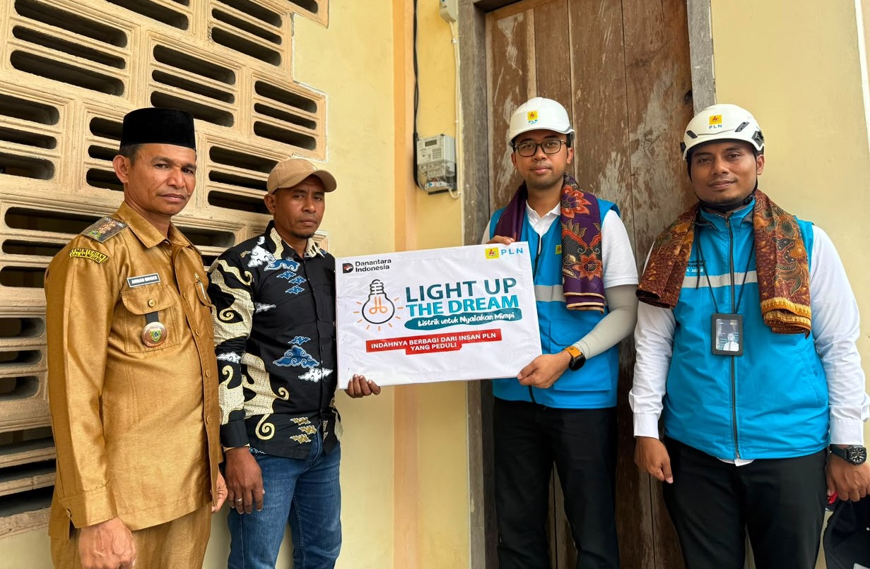 Listrik 24 Jam Resmi Mengalir di Kilmury Seram Bagian Timur, PLN Targetkan Usaha Warga Tumbuh