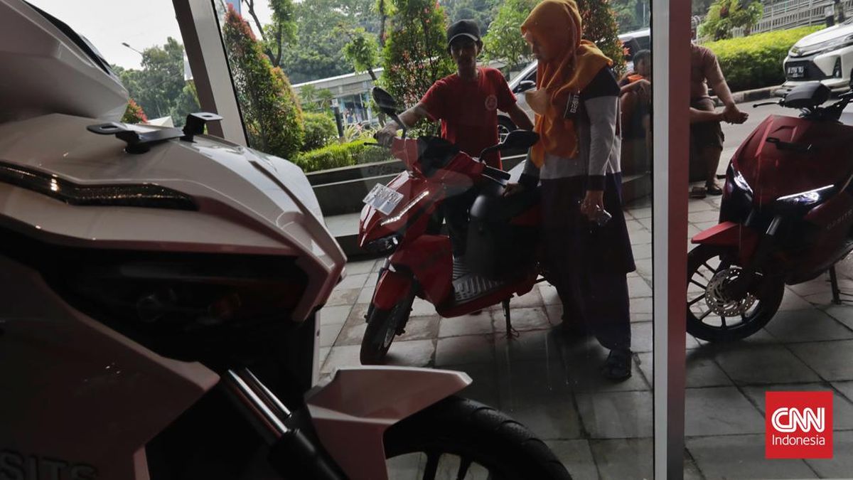 Insentif Motor Listrik Turun Jadi Rp3 Juta, IESR: Terlalu Kecil untuk Bikin Pindah dari BBM