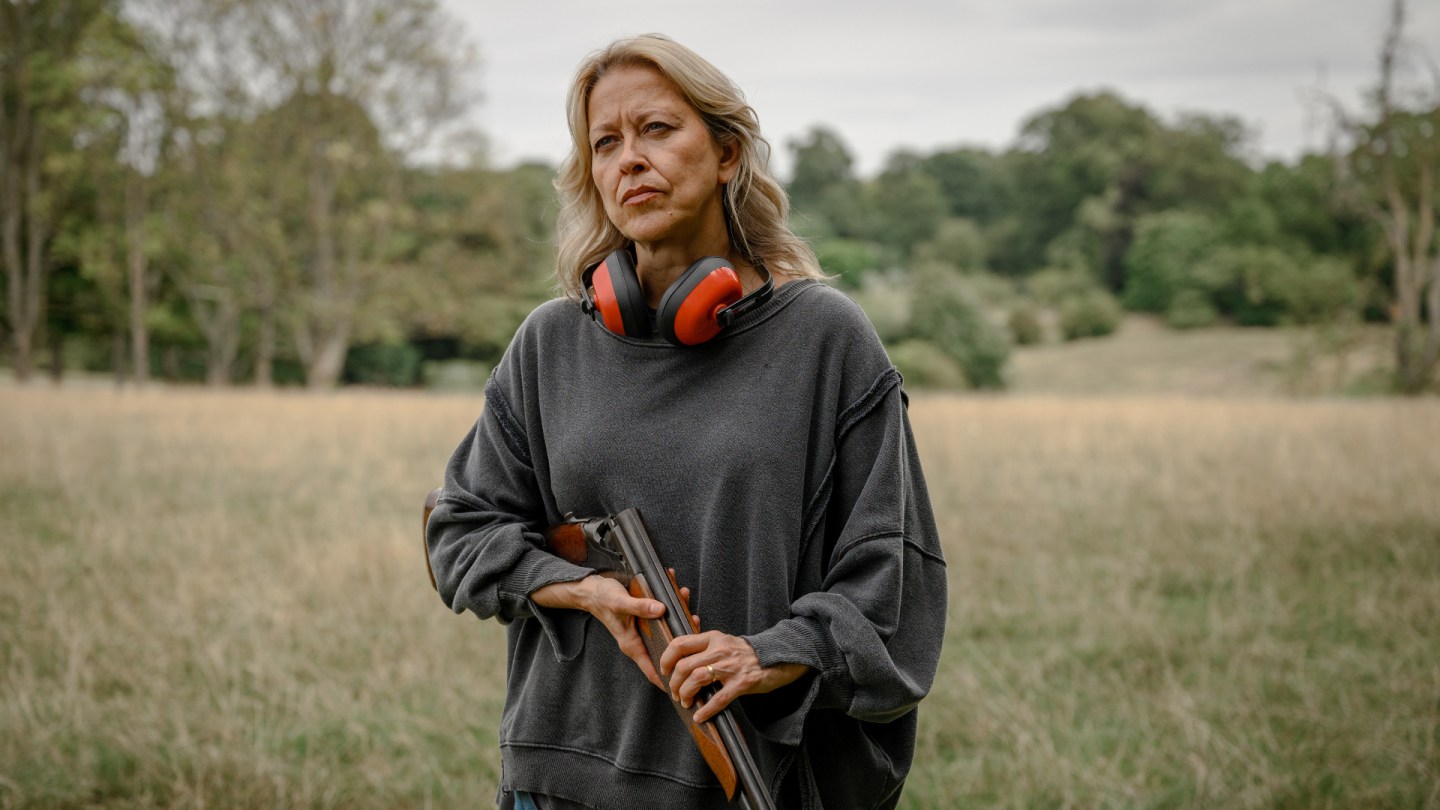 Alice and Steve Dapat Season 2 di Disney+, Perang Dingin Nicola Walker dan Jemaine Clement Berlanjut
