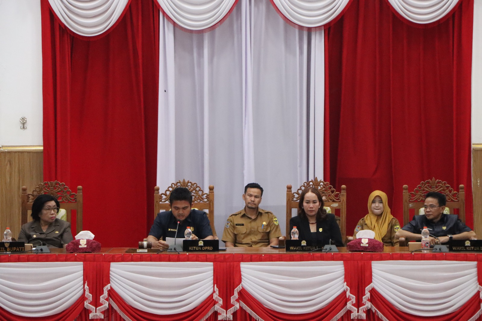 DPRD Gunung Mas Resmi Bahas Perubahan APBD 2026, Wakil Bupati Buka Suara soal Pergeseran Anggaran