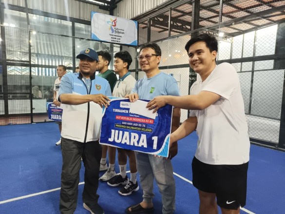 Bapenda Kalsel Juara Turnamen Padel Antar-SKPD HUT ke-76 Provinsi, Kalahkan RSGM di Final