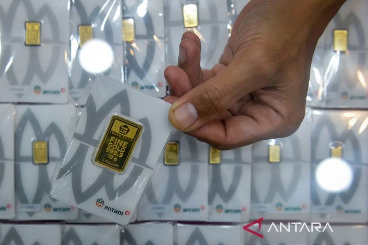 Harga Emas Antam Rabu Turun Rp18.000 ke Rp2.750.000 per Gram, Buyback Ikut Melemah