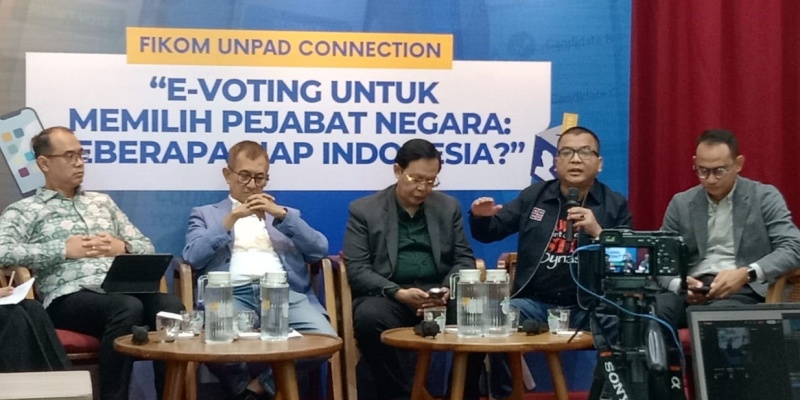 Denny Indrayana: Aturan Main Pemilu Bisa Dipelintir, E-Voting Belum Siap