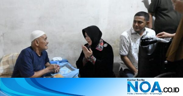 Wali Kota Banda Aceh Illiza Serahkan Kursi Roda untuk Tiga Lansia di Jaya Baru, Berikut Kriteria Penerimanya