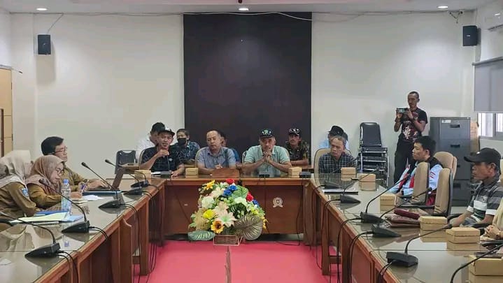 Kelangkaan BBM di Kecamatan Utan Sumbawa Bikin Petani dan Nelayan Merugi, Warga Minta Kuota Ditambah