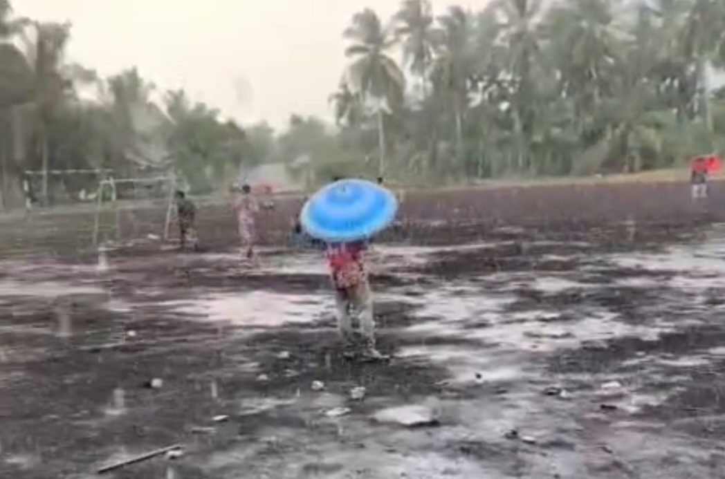 Hujan Mulai Turun di Dumai dan Pelalawan, Plt Gubernur Riau Berharap Kabut Asap Pekanbaru Berkurang