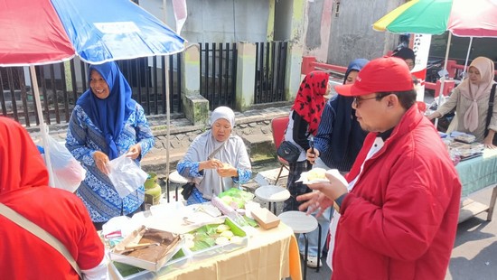 Pesta Tempo Dulu di Kampung Magersari Kota Mojokerto Hadirkan 50 Kuliner Tradisional hingga Batik Ecoprint