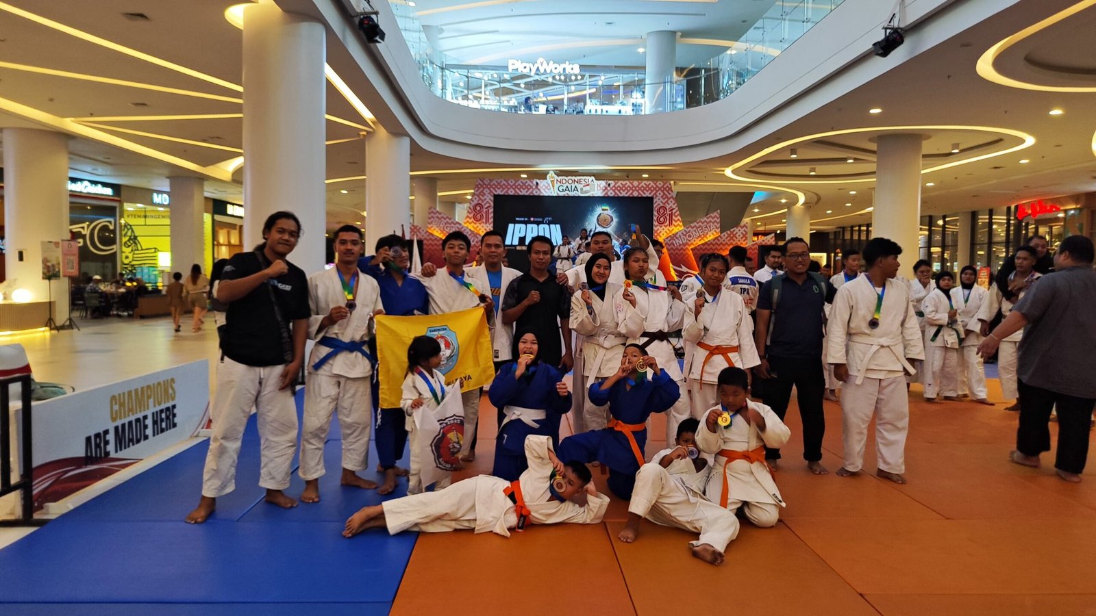 Judo Kubu Raya Bawa Enam Medali dari Kejurprov Kalbar, Satu Emas dari Aprilia Putri Santosa