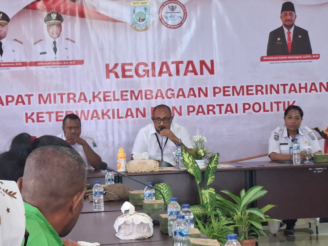 Kesbangpol Papua Barat Wajibkan Parpol Alokasikan 50 Persen Dana Hibah untuk Pendidikan Politik, LPJ Diserahkan Maksimal Sebulan