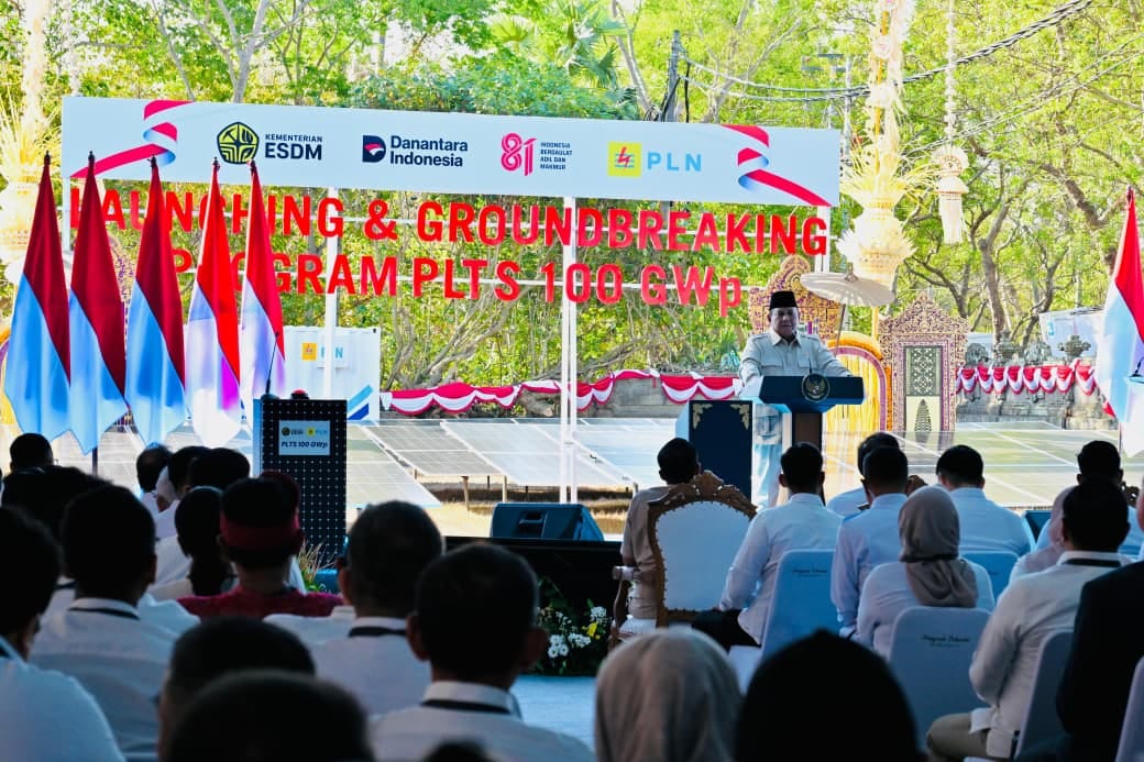Target PLTS 100 GWp dalam Tiga Tahun, Pemerintah Sebut Kapasitasnya Lampaui Seluruh Listrik Indonesia Saat Ini
