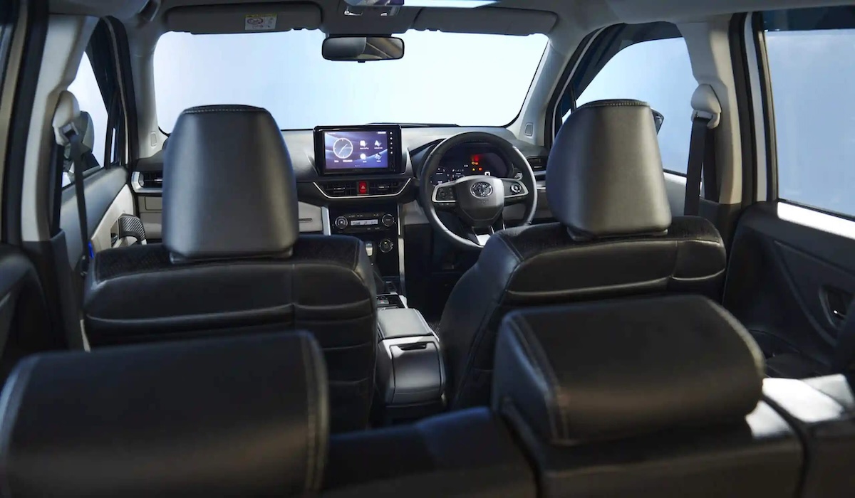 6 Mobil Keluarga Irit di 2026: Dari Sigra Rp 170 Juta Sampai Ertiga Hybrid 22 km/l
