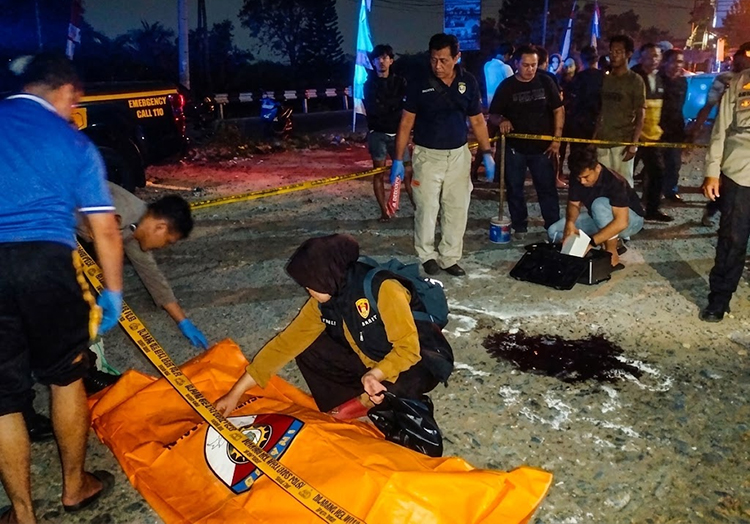 Pria di Cibinong Tewas Ditusuk Saat Membela Istri yang Ditendang Debt Collector, Satu Pelaku Diburu Polisi