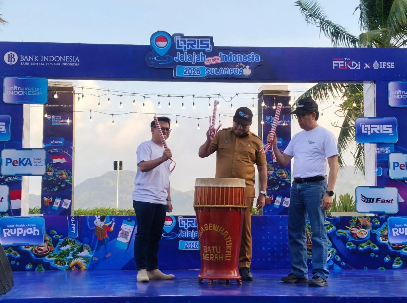 Kick-Off QRIS Jelajah Kuliner 2026 di Ambon, Dorong 117 Ribu UMKM Maluku Go Digital