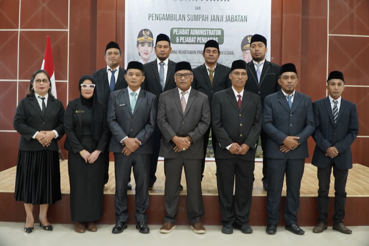 Pemprov Maluku Utara Lantik 10 Pejabat Administrator dan Pengawas, Rotasi Dinas Kehutanan hingga UPTD Pendidikan