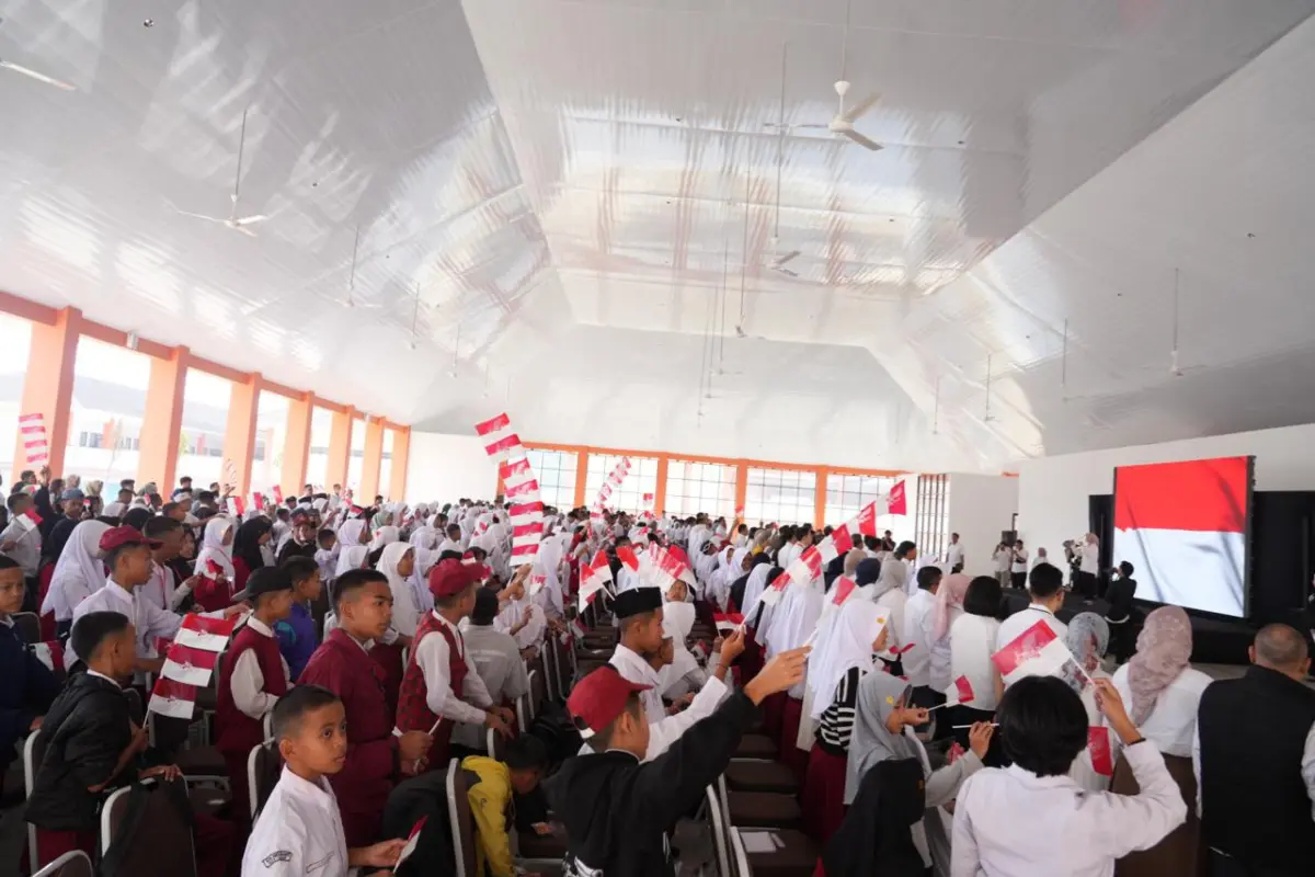 Bupati Bandung Dadang Supriatna Dorong Pelajar Melek Keuangan Lewat Budaya Menabung di Puncak HIM 2026