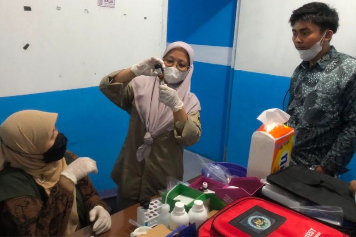 DKPP Natuna Uji Pestisida dan Formalin di Dua SPPG, Bawang Merah hingga Daging Ayam Negatif