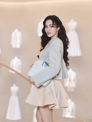 Lingling Kwong Dinobatkan Wanita Tercantik di Dunia 2026, Raih 22 Juta Suara