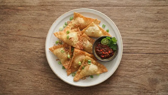 Resep Pangsit Goreng Isi Tahu yang Renyah dan Ekonomis untuk Camilan Keluarga
