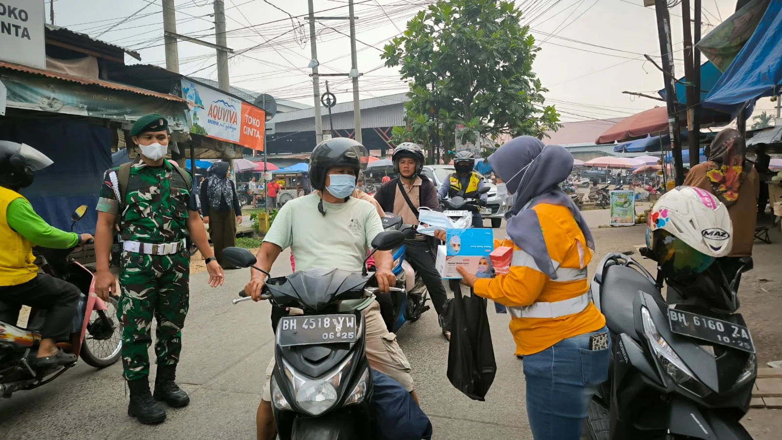 PT SAS Bagikan 10.000 Masker ke Warga Jambi di Tengah Kabut Asap Karhutla, Fokus ke 4 Kabupaten