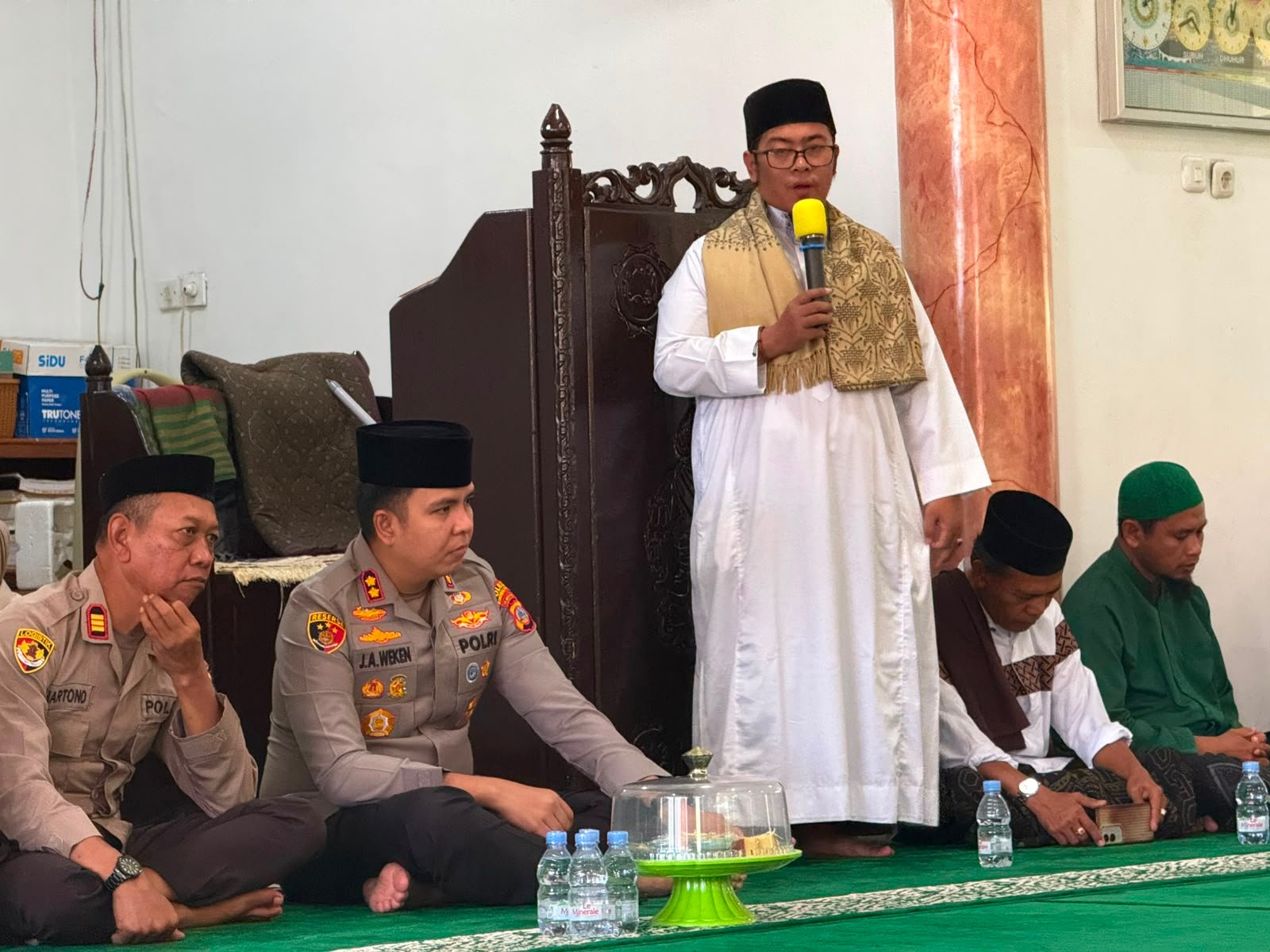 Polres Morowali Utara Peringati Maulid Nabi di Mapolres, Kapolres Ingatkan Personel Hindari Tindakan Arogan