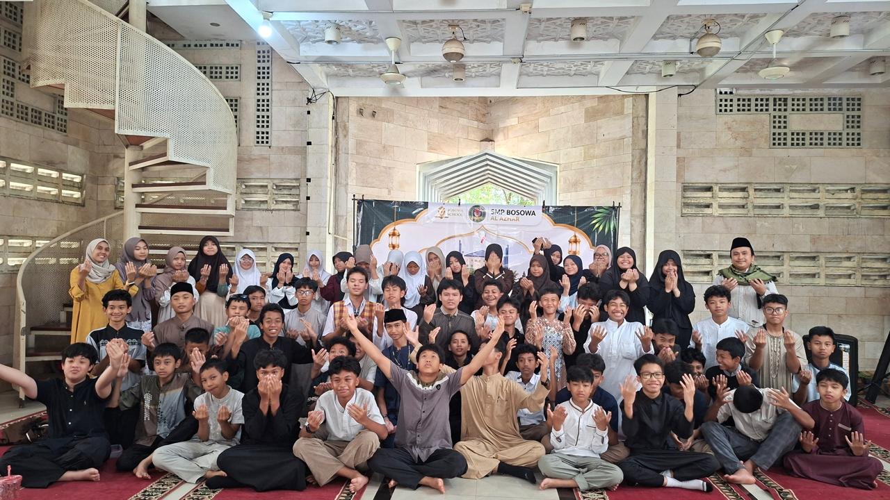 SMP Bosowa Al Azhar Cilegon Gelar Lomba Dai dan Sambung Ayat, Kepala Sekolah Tekankan Pembentukan Karakter Siswa