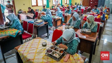 Zulhas Targetkan Tata Kelola MBG Rampung Sebelum 20 Oktober, 463 Dapur Disuspend