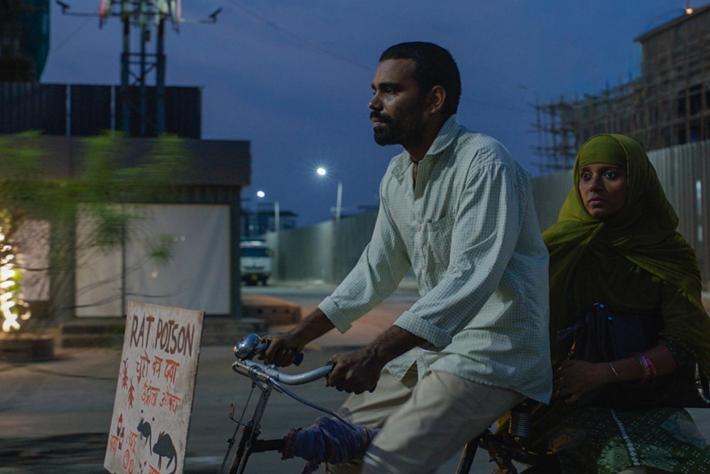 Anuparna Roy Kembali Bersaing di Venice Film Festival 2025 Lewat 'Lovers in the Blue Night'