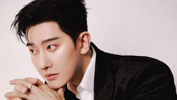 Zhoumi Super Junior-M Resmi Pimpin STE, Perusahaan Patungan SM-TME di China
