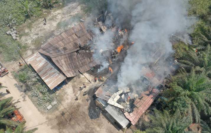 Kebakaran Hanguskan Pangkalan Elpiji dan Gudang Solar di Perum Sinar Fajar Sampit, Kerugian Capai Rp 500 Juta