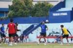 Arema FC Gelar Latihan Tertutup Lawan Deltras, Fokus Evaluasi Skuad Jelang Super League 2026/2027
