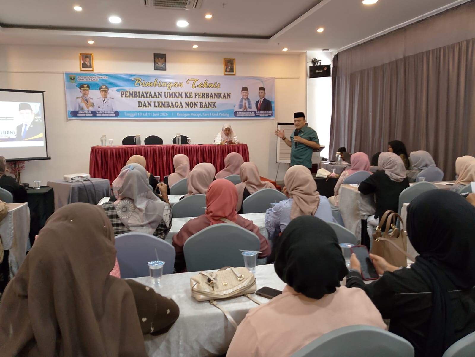 Anggota DPRD Sumbar Irwan Zuldani Alokasikan Pelatihan untuk 520 UMKM Padang, dari Pelayanan hingga Digital Marketing