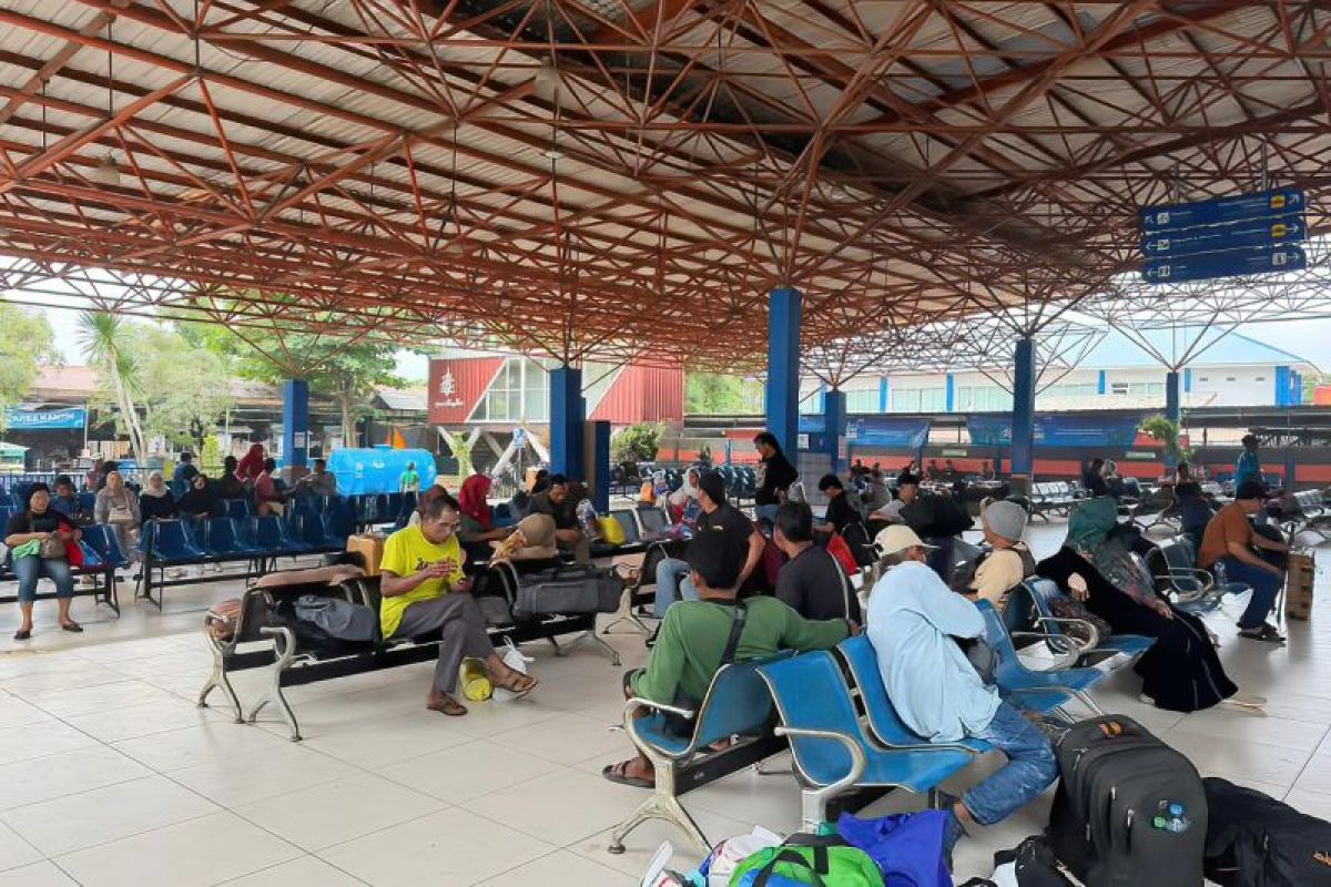 Kabut Asap Selimuti Banjarmasin, Pelindo Pastikan Pelabuhan Trisakti Tetap Beroperasi