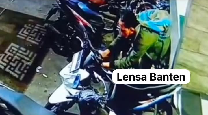 Komplotan Curanmor Spesialis Parkiran Masjid di Tangerang Dibekuk, Sudah Beraksi Setahun dan Raup Rp3 Juta per Motor