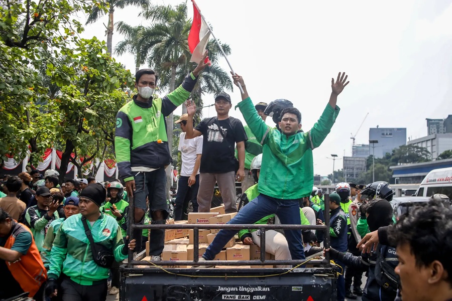 Pimpinan DPR Temui 15 Perwakilan AMPB, Tuntutan Perampasan Aset Disuarakan