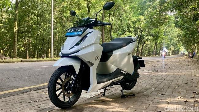 Polytron Fox 200 dan Fox 350 Jadi Pilihan Motor Listrik Subsidi 2026, Harga Mulai Rp 12 Jutaan