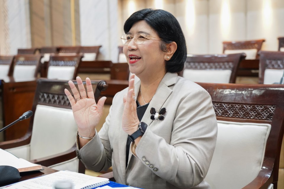 Destry Damayanti Bawa Kerangka 3I-1S di Uji Kelayakan Calon Gubernur BI