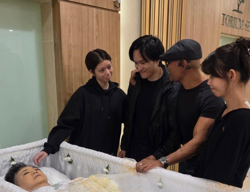 Kehilangan Ibu, Deddy Corbuzier: 